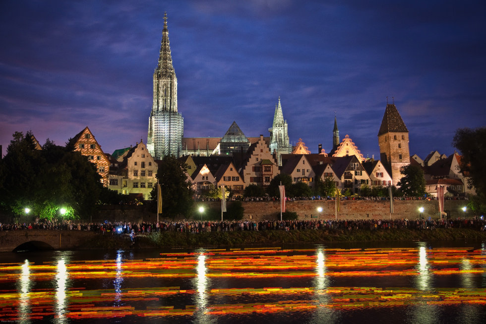Stadtpanorama Ulm bei Nacht